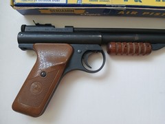 NOS VINTAGE BENJAMIN FRANKLIN MOD 137 PNEUMATIC AIR PELLET PISTOL W ORIGINAL BOX