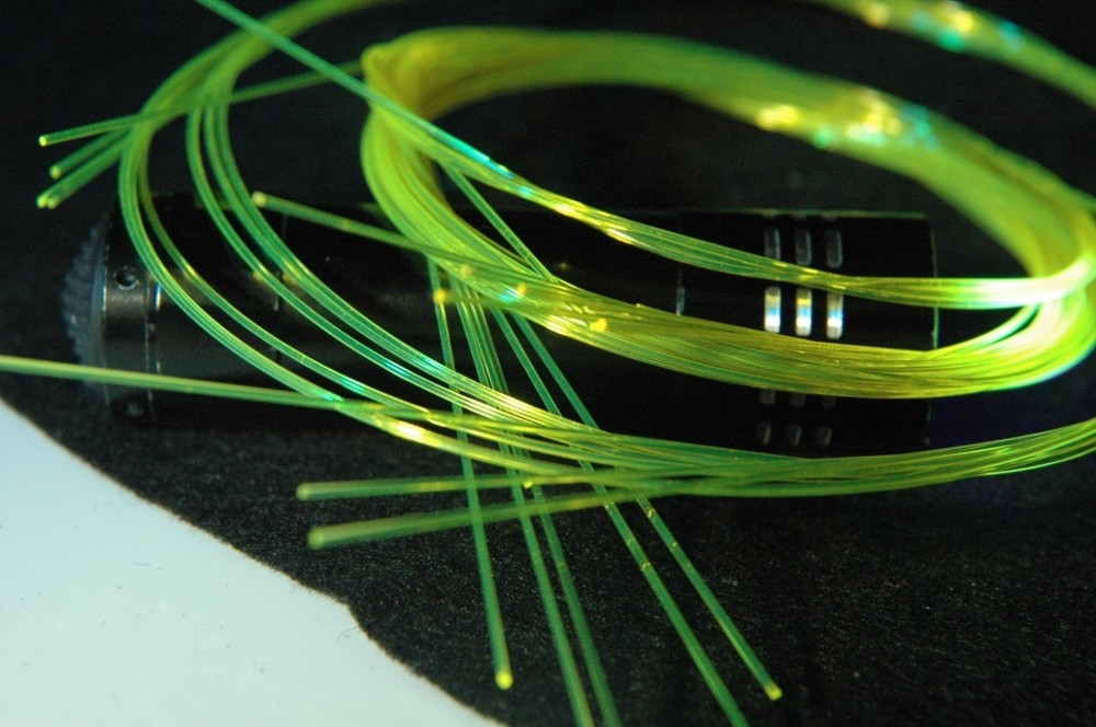 019″ Green Fiber Optic strand for your bow sight 1 foot total fiber cut to order