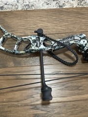 Prime Centergy, RH, 82X 60-70x Compound Bow, Complete Setup. With Holders