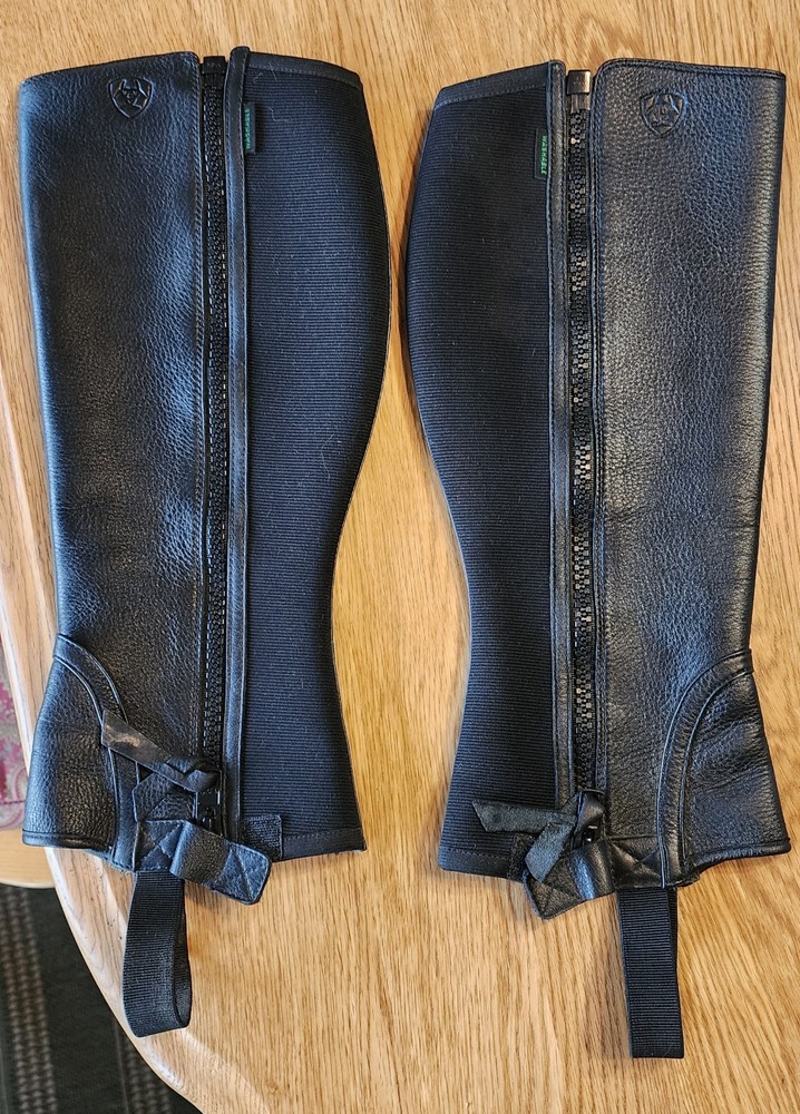 Ariat Breeze Chaps Black Leather Riding Equestrian Riding Gear #10005943 Size LS