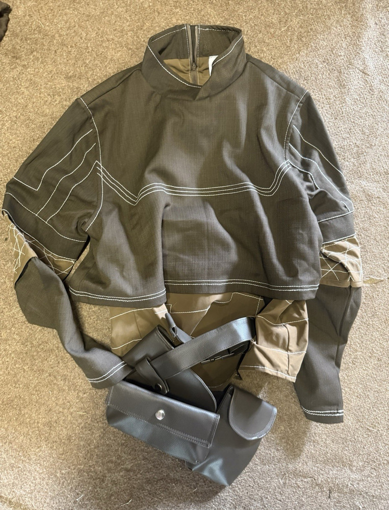 StarWars Galaxy edge mandalorian jumpsuit Disney parks 2026 Men’s Small