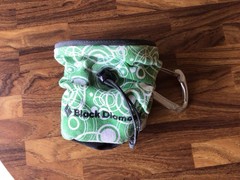 BLACK DIAMOND Chalk Bag with Mammut Carabiner Rock Climbing Gym Bouldering