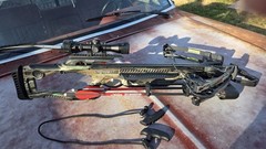 Barnett Whitetail Hunter Crossbow Camo Black with Scope and Arrows