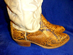 DAN POST MENS SNAKESKIN/ LEATHER BOOTS SIZE 9D DEEP V –MAKE AN OFFER