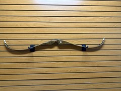 Bear Archery Recurve Bow Grizzly 56”AMO 40 lbs Draw LH – Item 4299