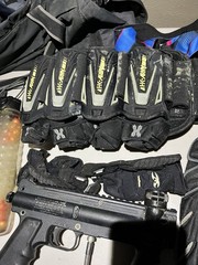 Tippmann Model 98 Custom Paintball Gun + Bag, Paint, Accessories, Pads Etc