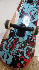 Vintage Avigo Extreme Skateboard 31 Inches Red and blue ~31 Inches