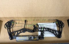 Compound Bow. Martin Firecat M3 70# Right Handed. New In Box. Still Warrantied
