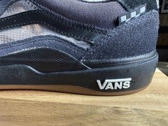 Vans Men’s Skateboarding Shoes Black US 7 UK 6 EUR 39 Medium Width