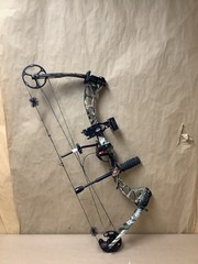 PSE Archery Brute LT RH Draw DL: 29” DW: 60# Compound Bow In Case – Camo/Black