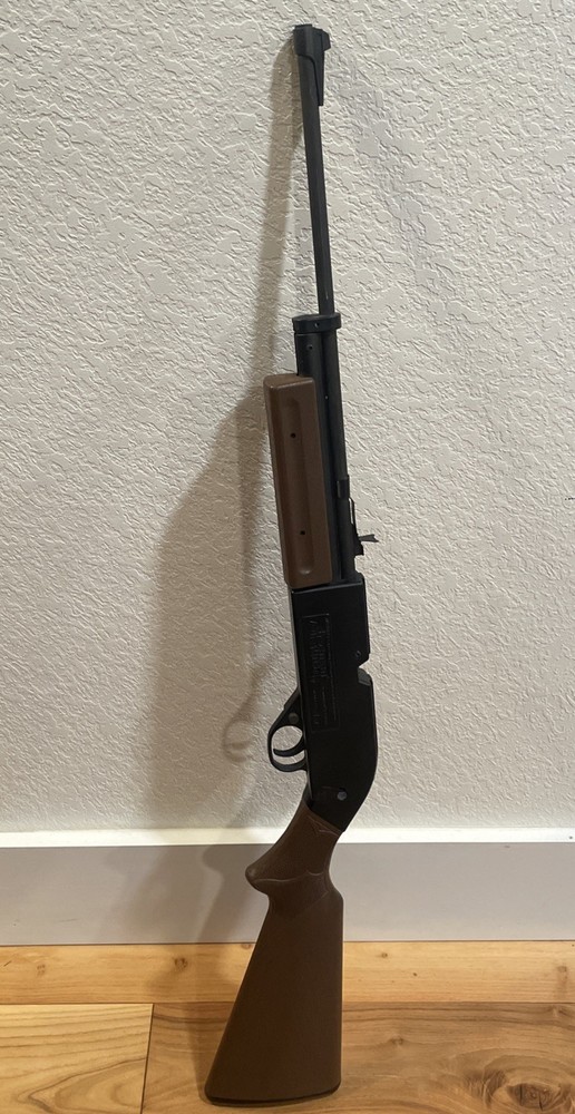Vintage 760 PumpMaster .177 Caliber Pellet / BB Repeater Gun- Crosman Air Guns