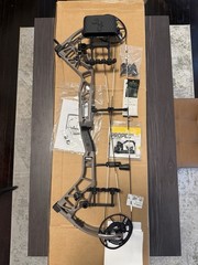 Bear Alaskan Pro LH Compound Bow 55-70lb 33in 26-31in Draw Stone Gray NEW!