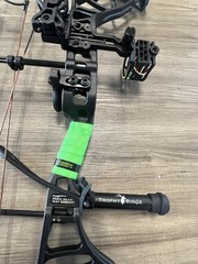 Bear Radiant Archery Bow RTH Extra 70# RH Mossy Oak DNA Camo AV45A1X0E7R