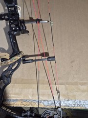 ATHENS ACCOMPLICE 34 BOW W/ BLACK GOLD 7 PIN SIGHT VAPOR TRAIL REST A (293192-1)