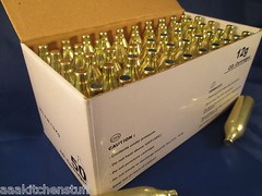 50 CO2 cartridges 12g NON-THREADED C02 tire inflator paintball 12gC0250