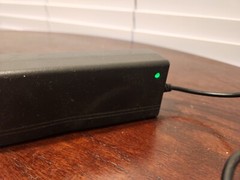 COMING DATA CD LITHIUM CHARGER CP3615 Input 100-240v .50/60 Hz 42V/1.5A