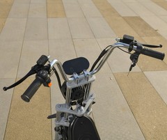 E bike Electric scooter for teenagers and adults, 2000W motor max speed 28PMH
