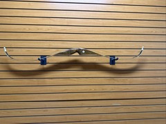 Bear Archery Recurve Bow Grizzly 56”AMO 40 lbs Draw LH – Item 4299