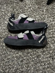 Evolv Men’s Hook-and-Loop Climbing Shoes Purple/Black US 7.5 Medium
