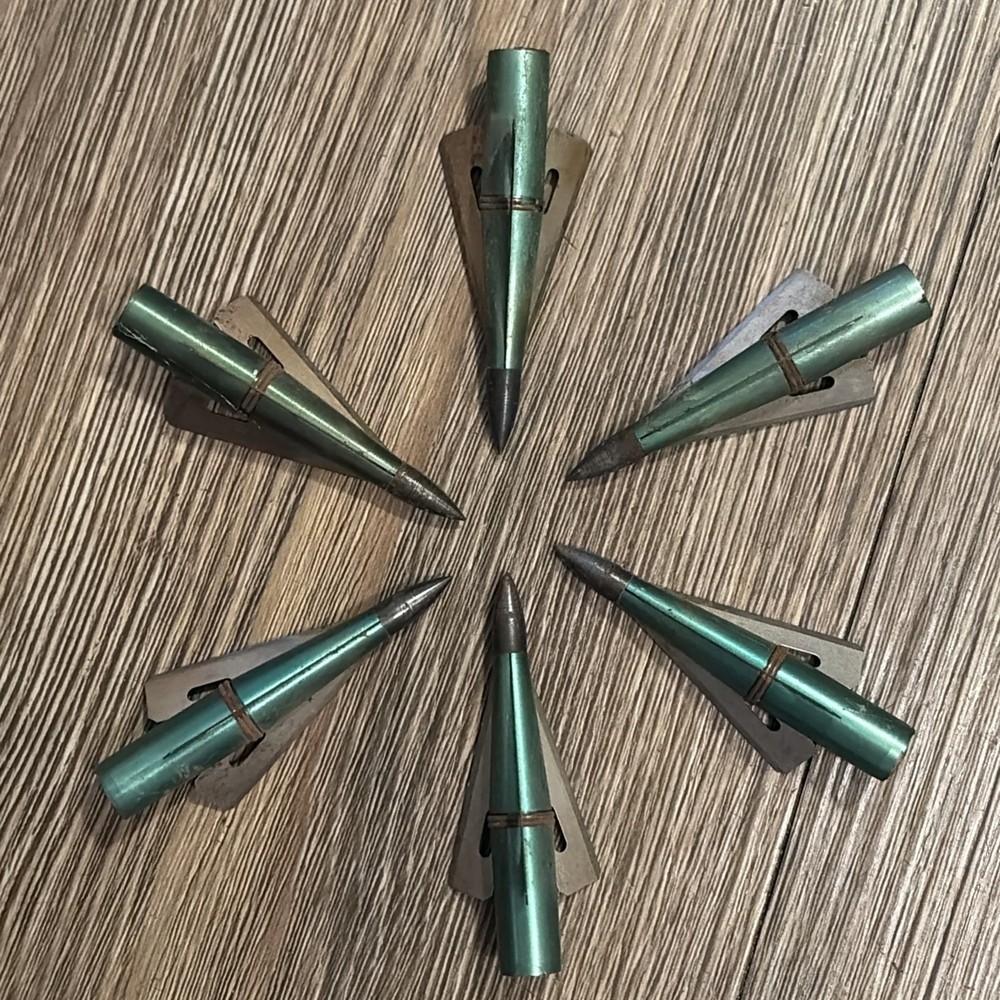 Lot 6 Vintage WASP Broadheads for Archery Cedar Wood Arrows 11/32″ Bow Hunting
