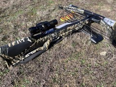 Barnett Quad 400 Camo Crossbow Scope Quiver Bolts Cocking Device Broadheads Wax