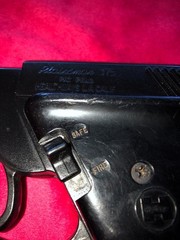 Vintage Healthways Plainsman Semi-Automatic Co2 BB Pistol .175 Works Great