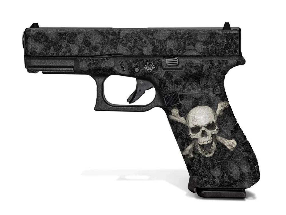 Glock 19X / Glock 45 Decal Grip – Skull & Crossbones