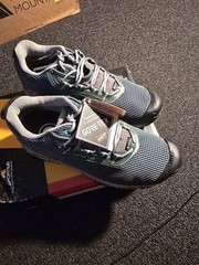 La Sportiva- Wildcat 2.0 GTX MT Running Shoes, US 9.5 Mens- Green (NIB) ***