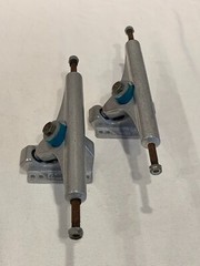Gullwing Charger II Skateboard Trucks for New or Old Decks