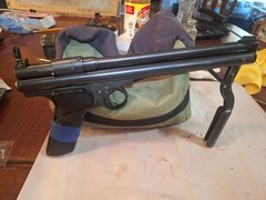 Crosman 1950-1970-130 Multiple Pump .22 pell, complete no missing parts.
