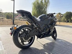 2026 Stealth Electric Motorcycle R600 10,000 Watts 150 AH Regenerative Breaking