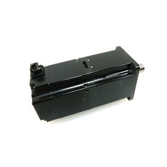 ONE NEW YASKAWA SGMJV-04ADL2C Servo Motor
