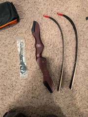 Matrix 28″ recurve bow with quivers, case, arrows