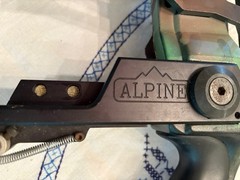 PSE Alpine Archery Compound Bow 55-70 Pounds Right Hand Shooter PSE Unisystem