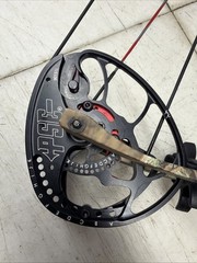 Pse Brute X Compound Bow