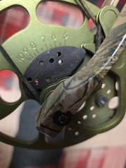 BEAR MAULER COMPOUND HUNTING BOW RIGHT HAND ARCHERY BOW REALTREE APG CAMO