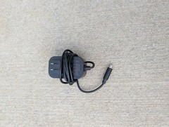 Foldable e-scooter for adults under 275 pounds, less than 1 month old.