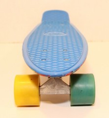FRISKY Skateboard Mini Cruiser Penny Board Blue Multicolor Wheels