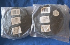 2x Durable Black Rubber Practice Discus (1.0 Kg) for Expert Training Sessions