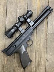 Daisy Avanti Triumph 747 .177 Air Pistol With BSA 2×20 Pistol Scope and Case