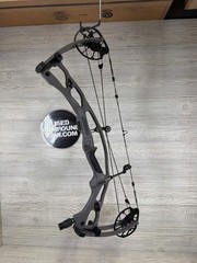 Used Hoyt RX-9 Right Handed 29″ 60-70# Tombstone