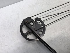 CAJUN SHORE RUNNER BOWFISHING BOW R/H BOTTLE REEL