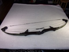 Bear Whitetail Hunter Compound Bow With Camo Limbs