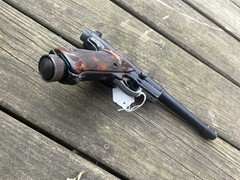 Vintage crosman mark I .22 cal co2 pellet air pistol /works great