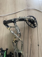 Hoyt REDWRX Carbon RX-1 RH Realtree