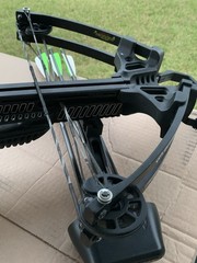 Barnett Recruit Compound Crossbow 140lbs Draw 300fps Black 34.25in NEW