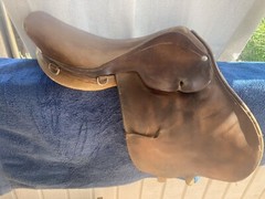 Zaldi Sirocco Leather Saddle Made In Salamanca Spain 17.5”