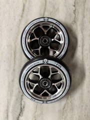 2 – Phoenix F8 Alloy Core Wheel 110mm ABEC-9 bearings – Black/Black – NEW