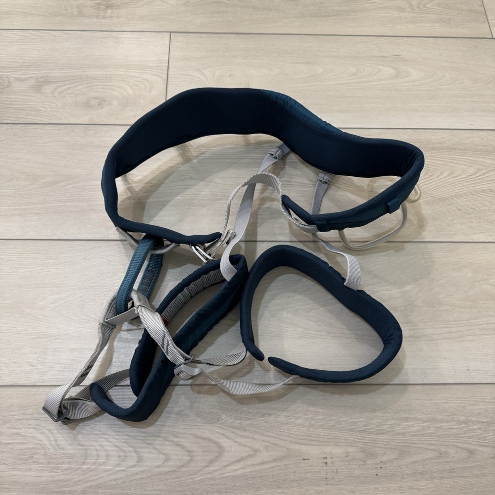 Black Diamond Primrose Climbing Harness – Size MEDIUM 30″-33″