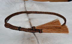 3/8″ Braided Horsehair Hatband Double Side Tassel – Chestnut/Black